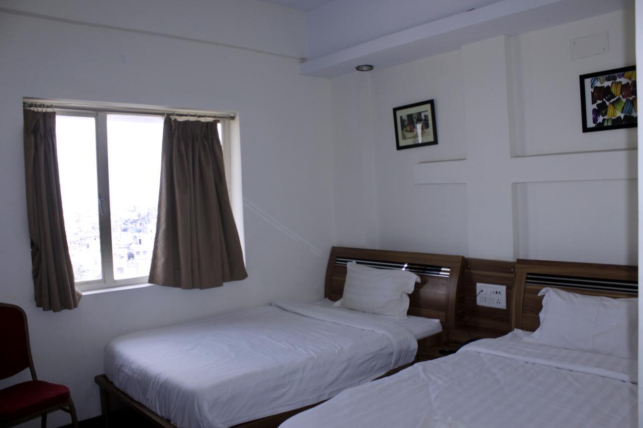 Hotel Akash Sarovar Purulia Bilik gambar